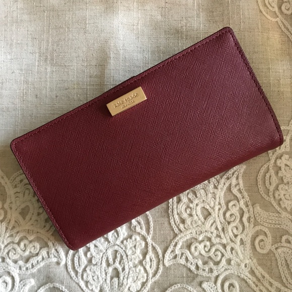 Kate Spade Wallet - Picture 1 of 6